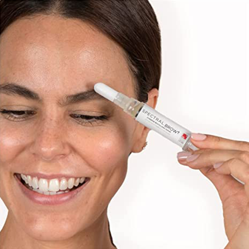 25-02-DS-Spectral-Brow-Lady-800x800